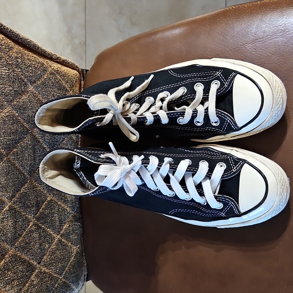 Converse Chuck Taylor All Star 70 Hi Lace Up High Top Sneakers Shoes Black White - Picture 2 of 7